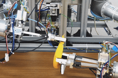 Lần đầu tiên chế tạo được Robot biết bóc vỏ chuối