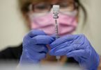 Thượng Hải siết chặt phong tỏa, Mỹ cấp phép tiêm mũi 4 vắc xin Pfizer và Moderna