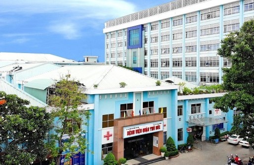 Many medical staff at Thu Duc City Hospital quit their jobs because their incomes dropped?