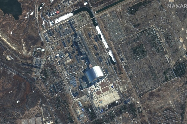 US says Russia has begun withdrawing troops from Chernobyl power plant