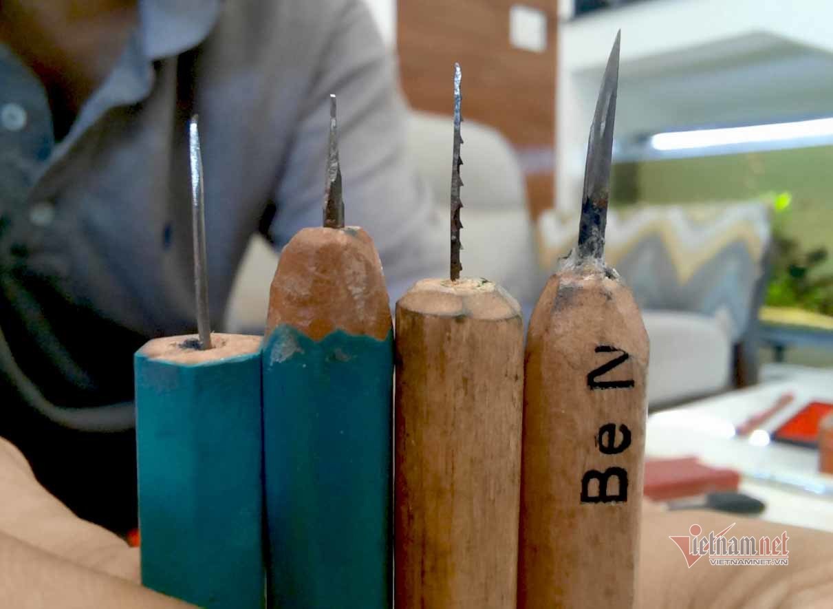 The strange shape of a pencil through the hands of a math teacher