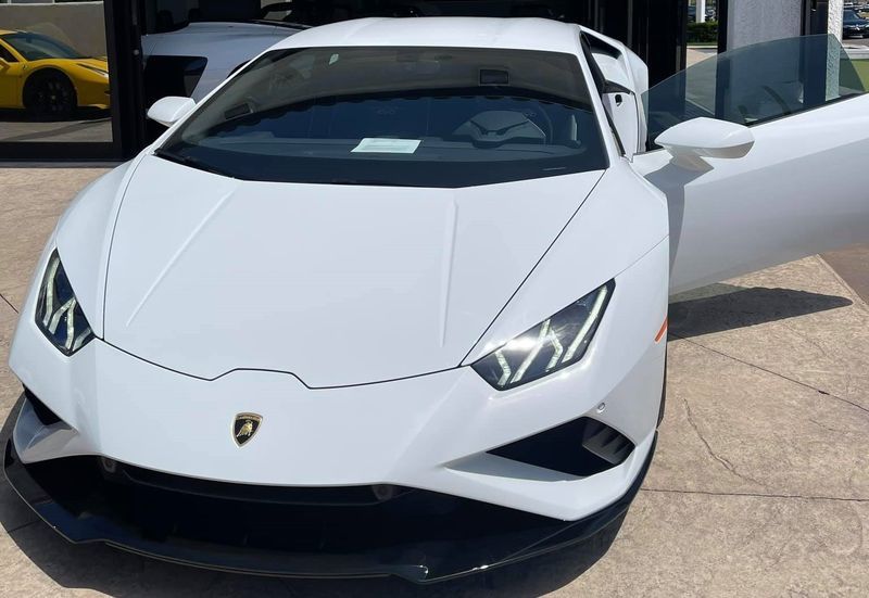 Siêu xe Lamborghini Huracan EVO về Việt Nam chiếc thứ 3, giá gần 20 tỷ