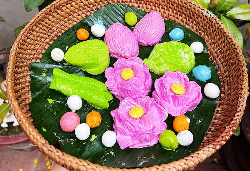 Real Korean New Year Market: The lotus flower cake is so strange that it causes a fever