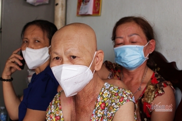 Tears, laughter inside the ‘one breast family’ in Ho Chi Minh City