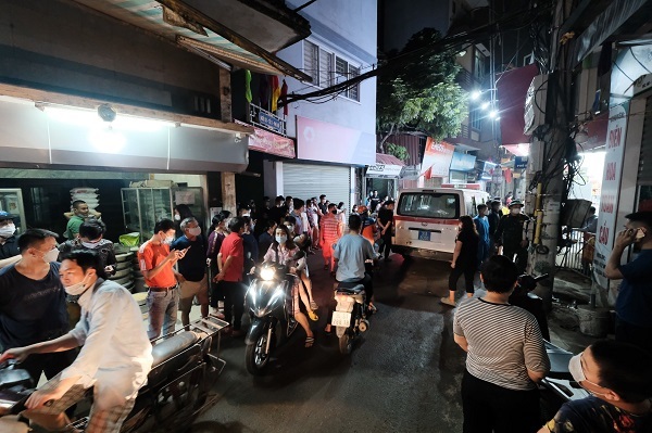 A 2-year-old child in a fire that burned a motel in Hanoi was seriously injured, 50% burned