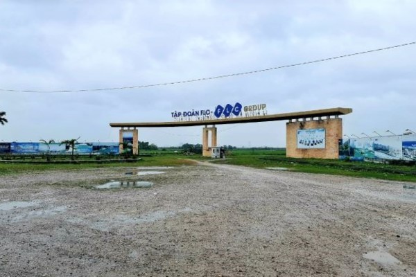 Gần 10 năm, dự án Khu công nghiệp nghìn tỷ của FLC ở Thanh Hóa vẫn là bãi đất trống