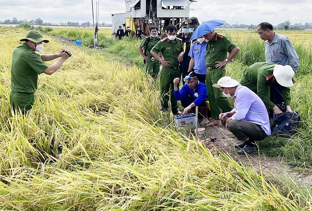 The man in the West hid the neighbor's body in the field