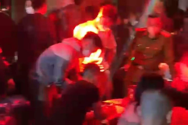Hanoi: Bar raiding discovered 70 people positive for drugs