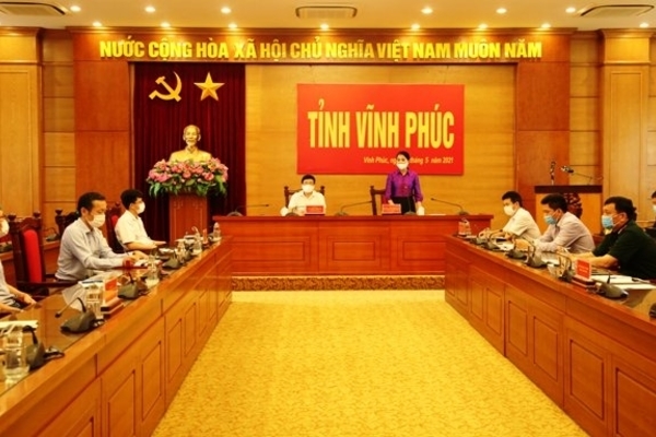 Discipline leaders of Department of Natural Resources and Environment and Farmers’ Association in Vinh Phuc