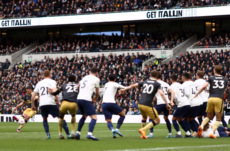 Crushing Newcastle, Tottenham surpassed Arsenal to climb to 4th