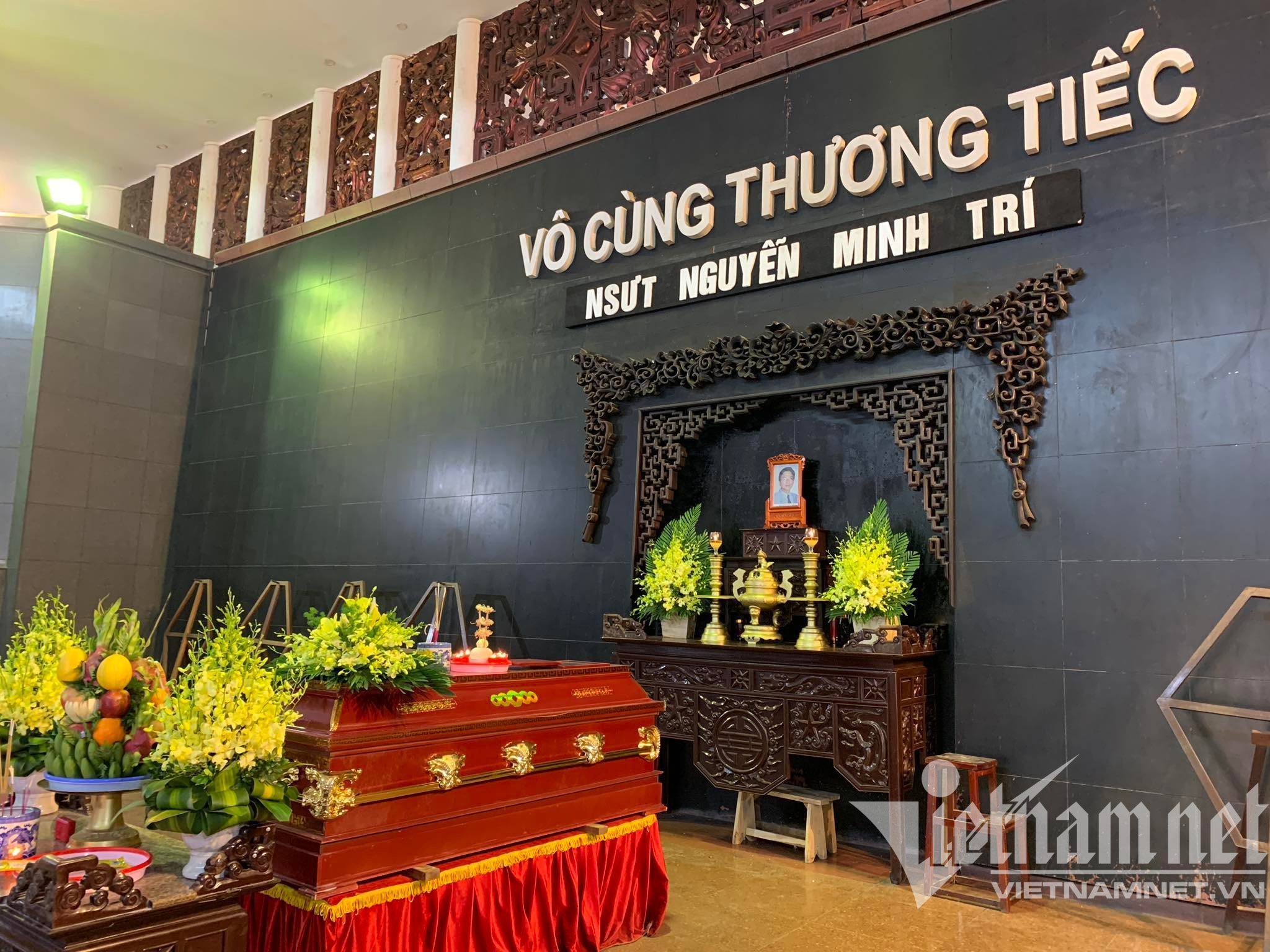 Lễ tang 'giọng đọc huyền thoại' VTV - NSƯT Minh Trí
