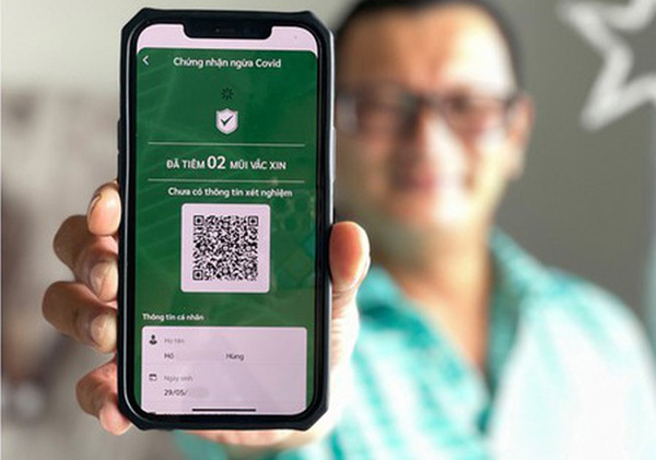 Vietnam deploys digital vaccine passports nationwide next week