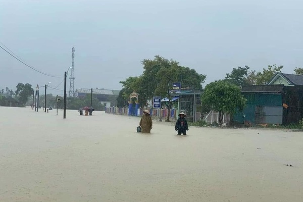 Dự báo thời tiết 5/4: Phú Yên- Khánh Hòa vẫn mưa xối xả, miền Nam nguy cơ giông lốc