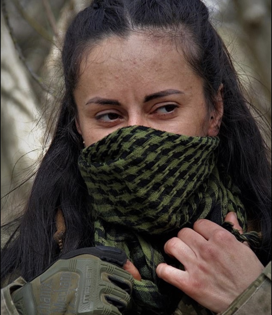 Female sniper becomes a symbol of Ukraine